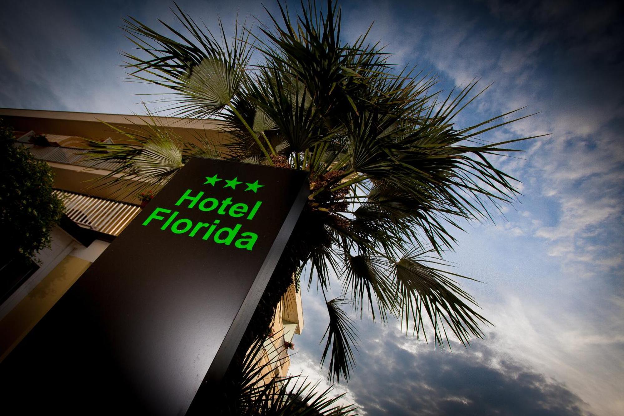 Hotel Florida Silvi Marina Eksteriør bilde